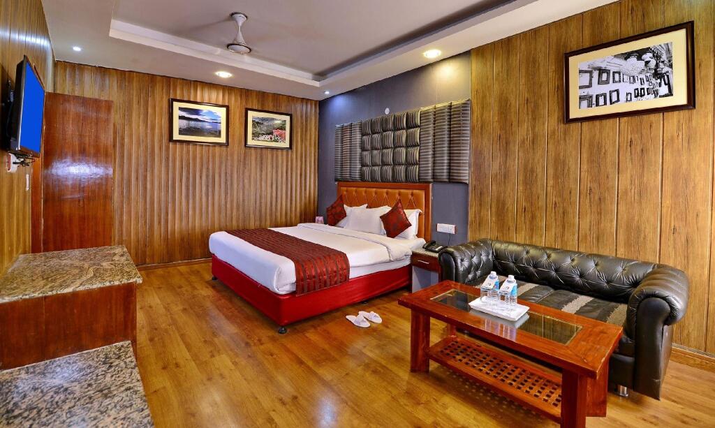 Hotel Mayur - carbon neutral hotel in Katra