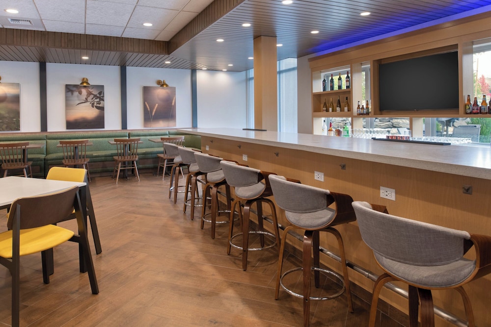 Fairfield Inn & Suites by Marriott Wenatchee - photo 25