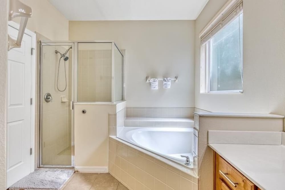 new Splash Of Magic At Solterra Resort 6 Bedroom Home - photo 19