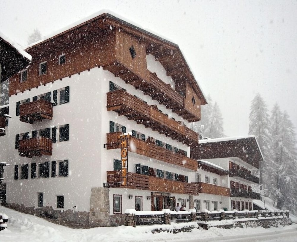 Des Alpes — hotel in Cortina D'ampezzo