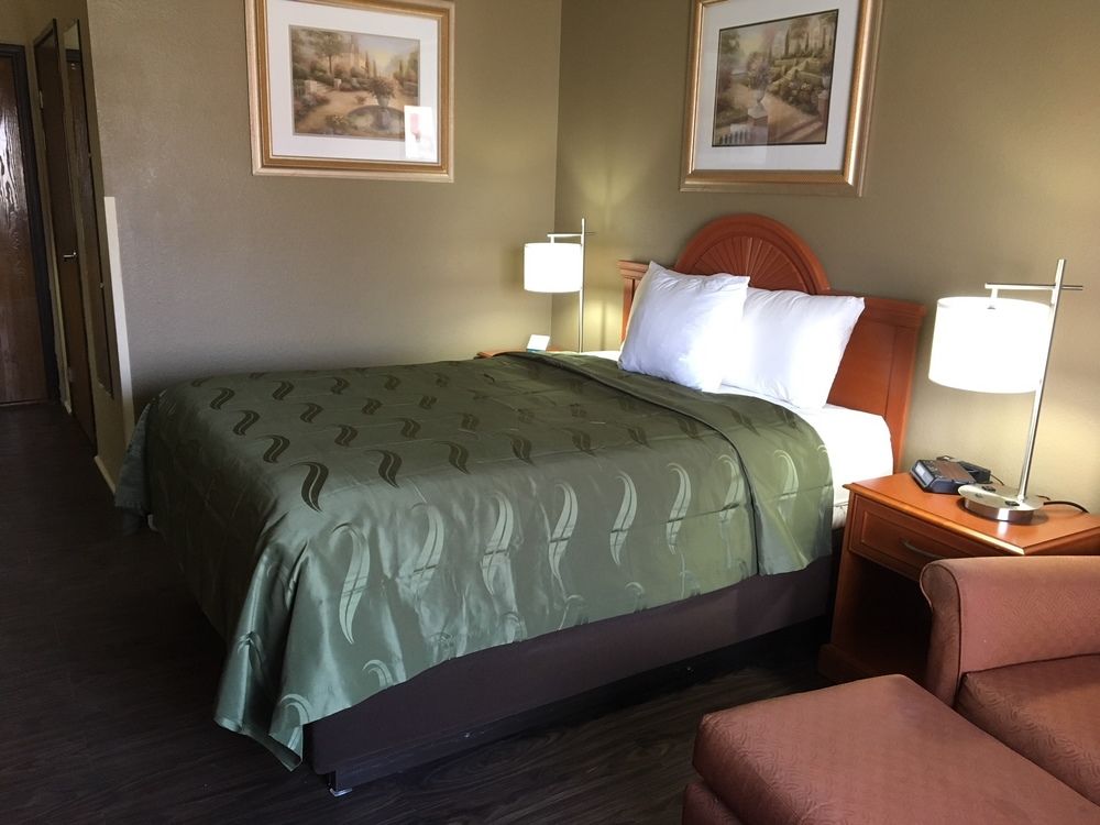 Quality Inn & Suites Lincoln near I 55 - photo 3