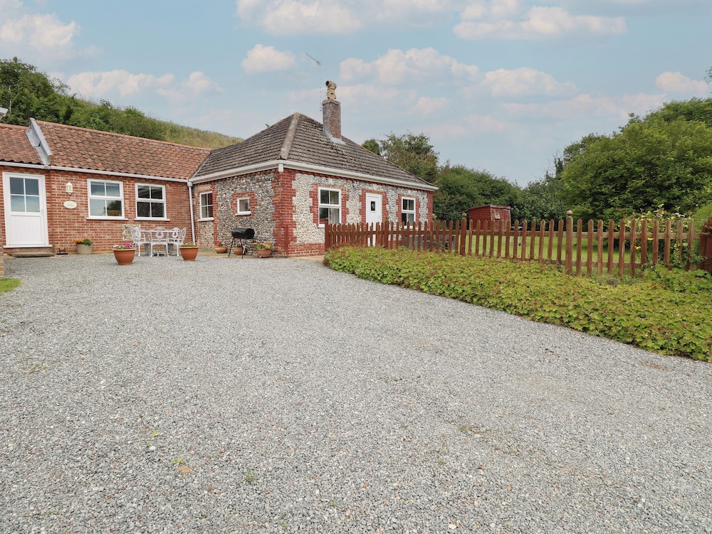 Flint Cottage — 4-Star Luxury Hotel in Great Yarmouth, United Kingdom