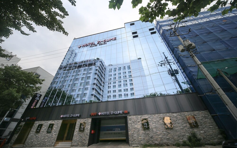 Daegu Dongdaegu New York - carbon neutral hotel in Daegu