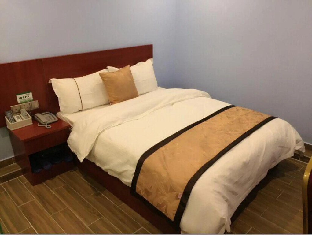 Xinlongfeng Hotel - last minute hotel in Shenzhen