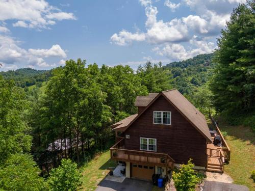 Lazy Bear Inn — hotel in Sugar Grove