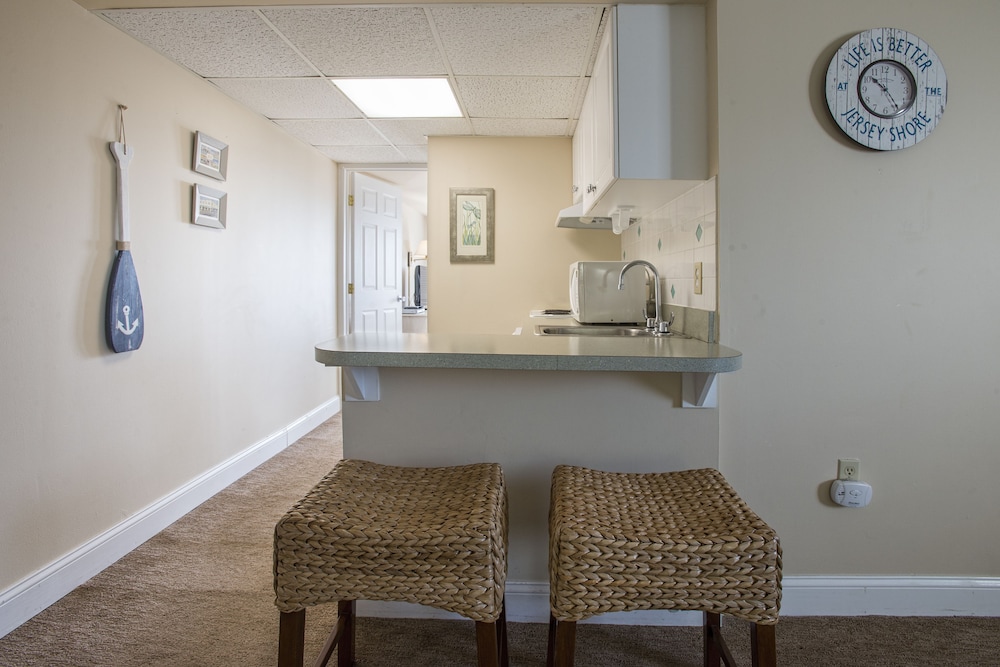 Biscayne Suites - photo 10
