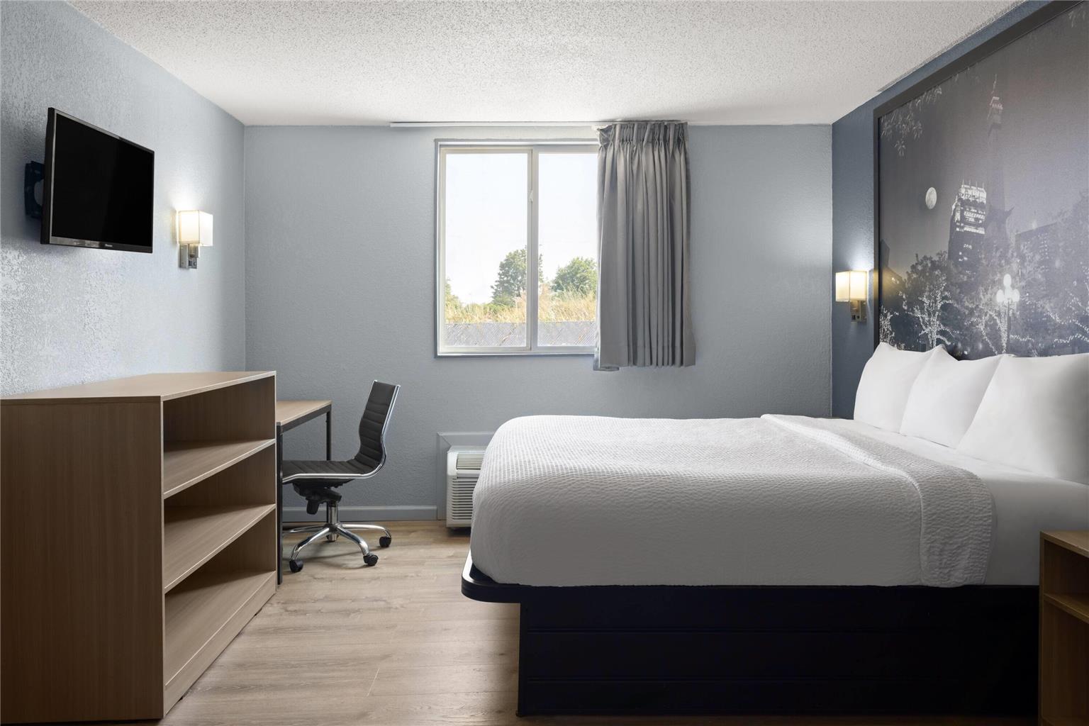 Super 8 by Wyndham Fort Wayne - photo 8