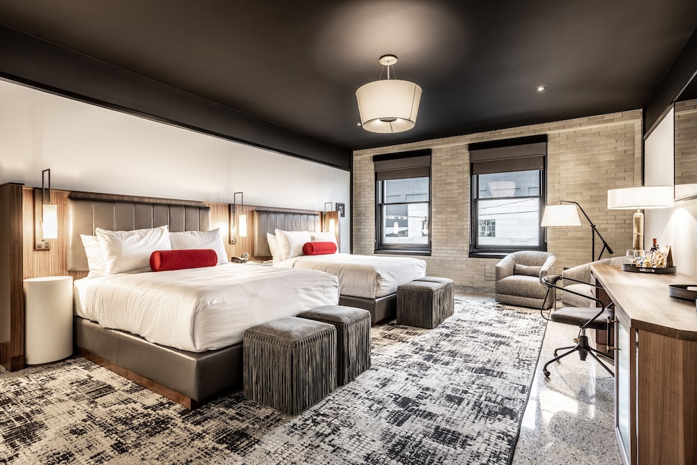Bottleworks Hotel - photo 6