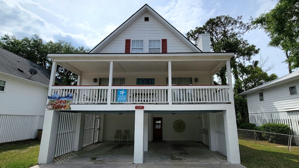 Sea Tybee by Tybee Vacation Rentals — 4-Star Luxury Hotel in Tybee Island, United States