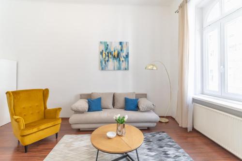 Deluxe and Cozy City Center Suite for 8PPL — 4-Star Luxury Hotel in Budapest, Hungary