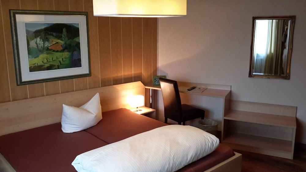 Hotel Garni Zur Krone — Hilpoltstein — photo 4