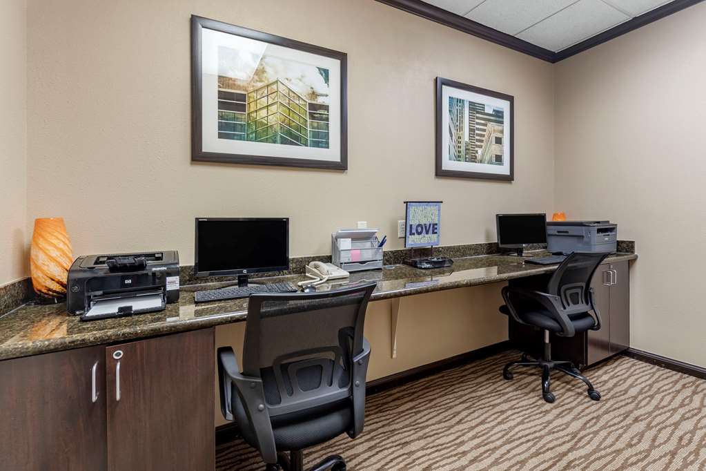 Comfort Inn & Suites Oklahoma City West I 40 - photo 22