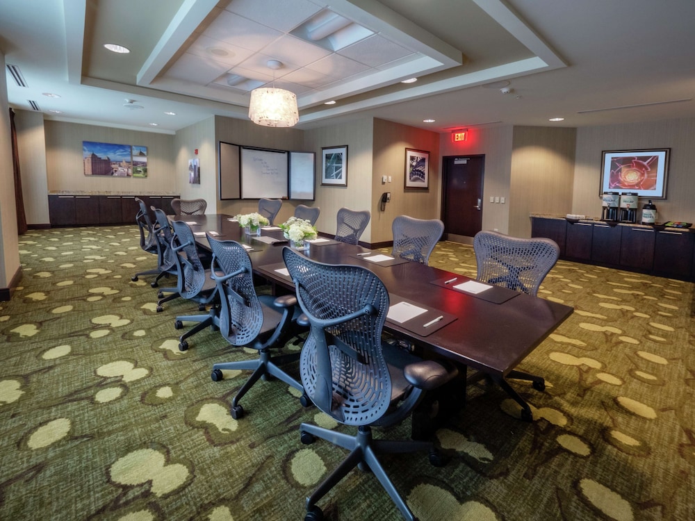 Hilton Garden Inn Buffalo Downtown - photo 66
