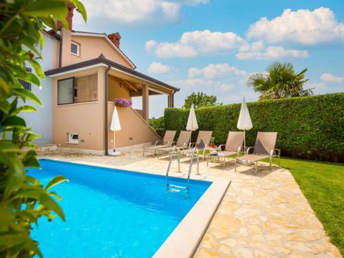 Holiday Home Cvitan by Interhome — 4-Star Luxury Hotel in Tinjan, Croatia
