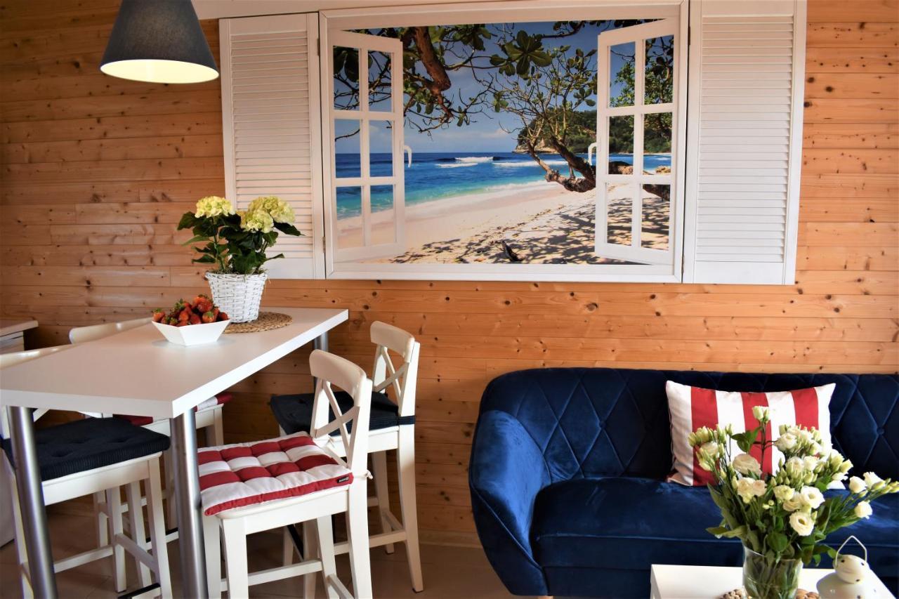 Domki Laura Sauna & Gorąca Balia in Jastrzebia Gora, Poland