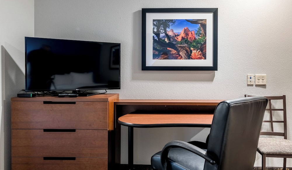 My Place Hotel Colorado Springs CO - photo 13