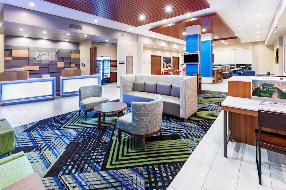 Holiday Inn Express & Suites Houston Downtown North by IHG - photo 43