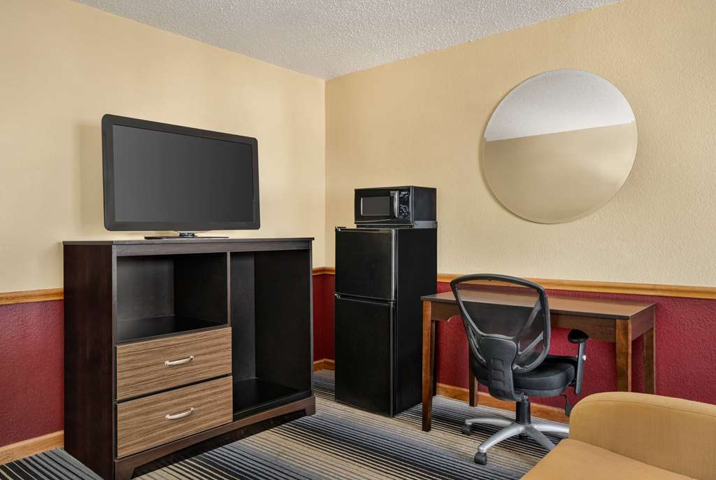 Super 8 by Wyndham Maysville KY - photo 36