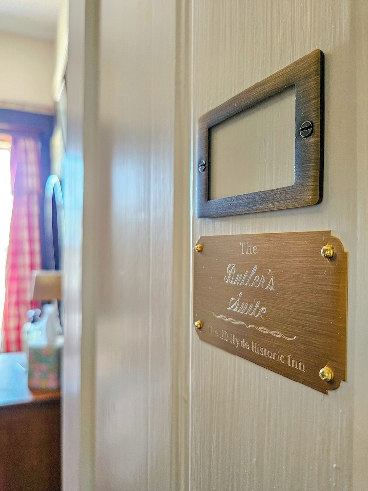 The JD Hyde Historic Inn - photo 36