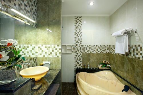 Villa Adon — 4-Star Luxury Hotel in Bali, Indonesia