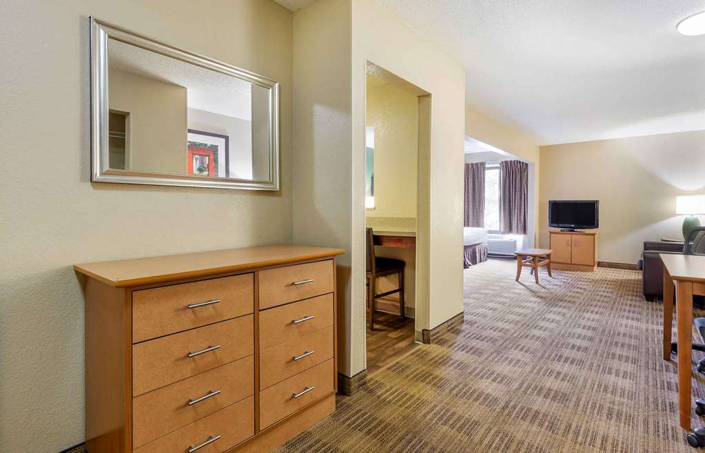 Extended Stay America Select Suites Raleigh Cary Regency Parkway S - photo 22