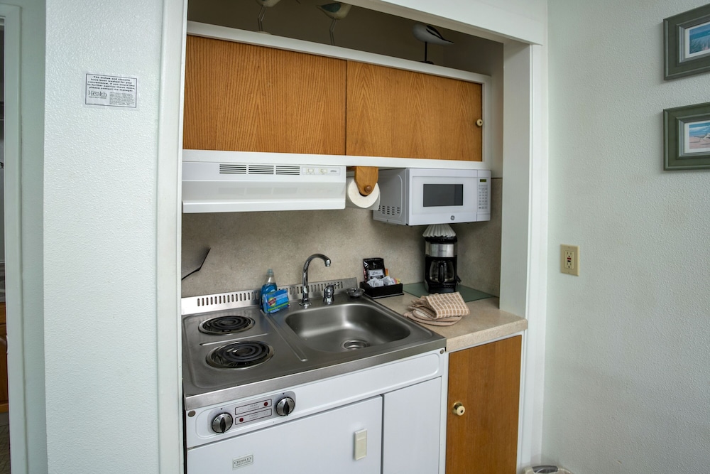 Lanai at the Cove - photo 15