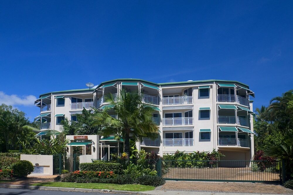 Hotel Seashells — Trinity Beach