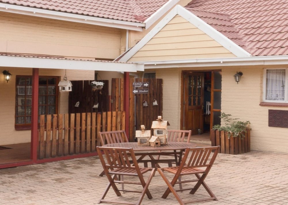 Guest House Mooigezicht — 4-Star Luxury Hotel in Clarens, South Africa