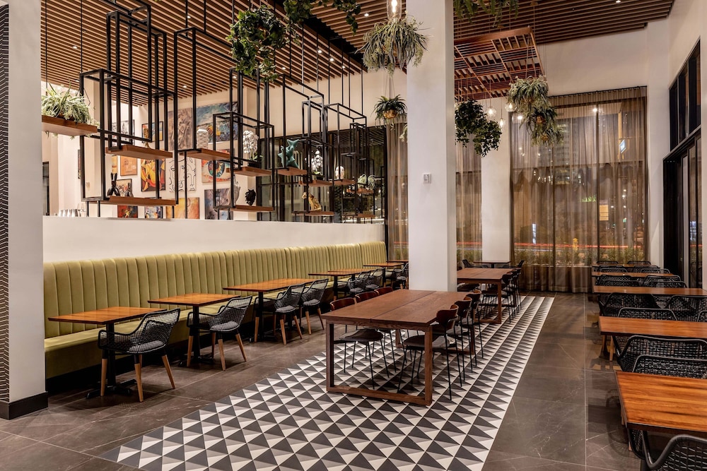 The Glenmark Glendale a Tribute Portfolio Hotel - photo 50