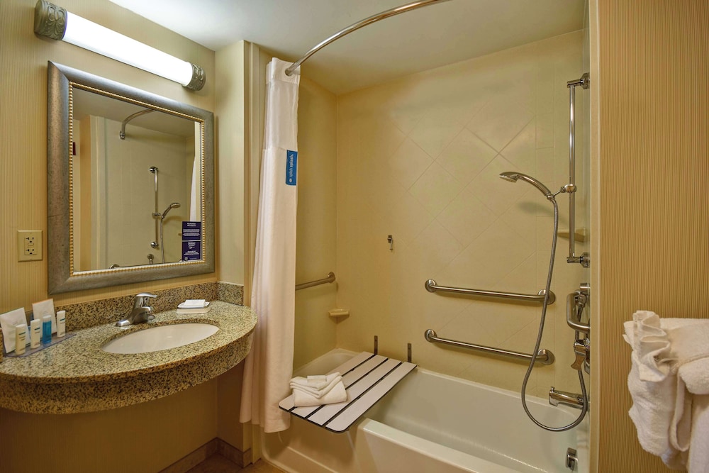Hampton Inn Rutland - photo 38