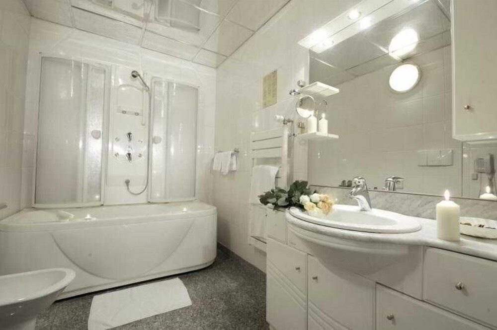 Phoenix Spa - last minute hotel in Vata De Jos