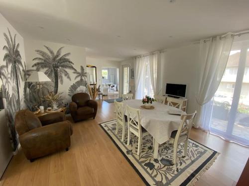 Gite le 7 — 4-Star Luxury Hotel in Brive-La-Gaillarde, France