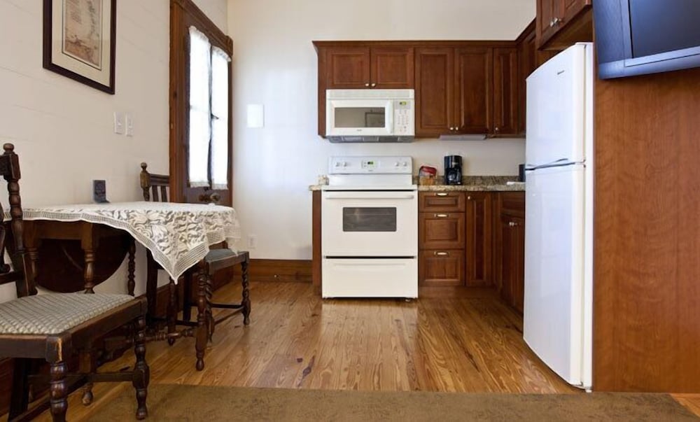 Island City House Hotel - photo 24
