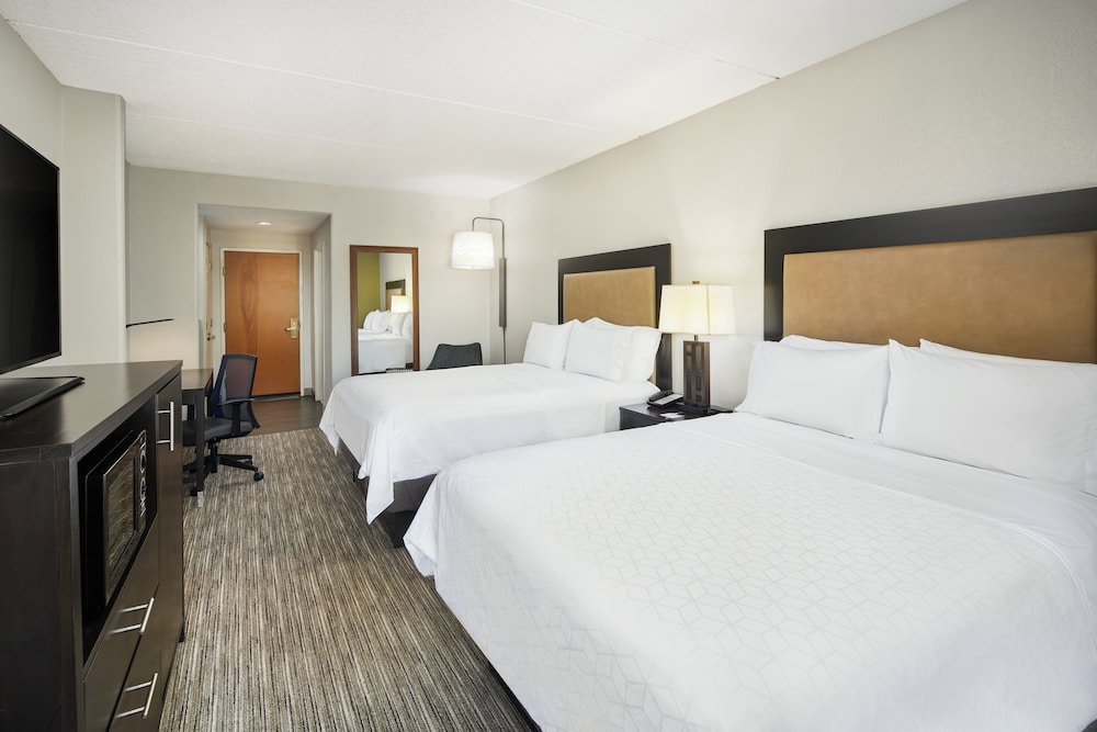 Holiday Inn Express & Suites Jacksonville SE Med Ctr Area by IHG - photo 21
