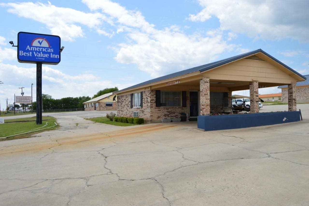 Americas Best Value Inn Gainesville TX - photo 2