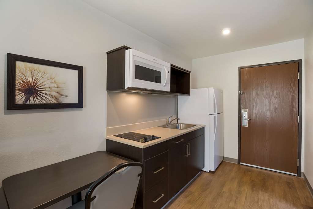 WoodSpring Suites Orlando North Maitland - photo 10