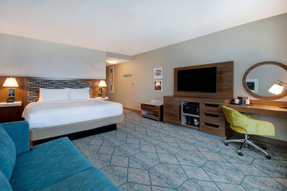 Hampton Inn & Suites Sunnyvale Silicon Valley - photo 18