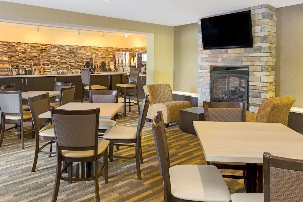 Hawthorn Extended Stay by Wyndham Cincinnati Sharonville - photo 13