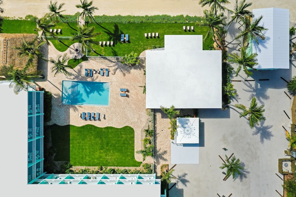 Grassy Flats Resort & Beach Club - photo 31