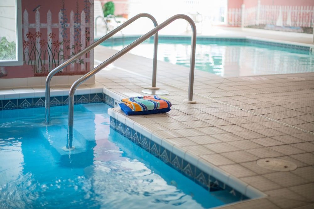 Somerset Inn & Suites - photo 40