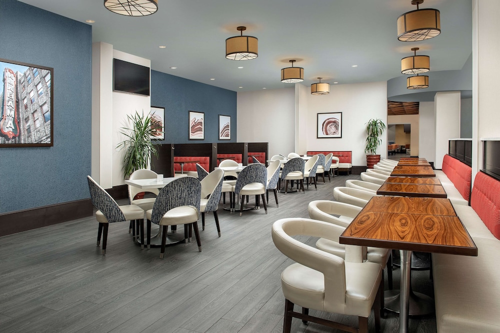 Embassy Suites by Hilton Birmingham Hoover - photo 29