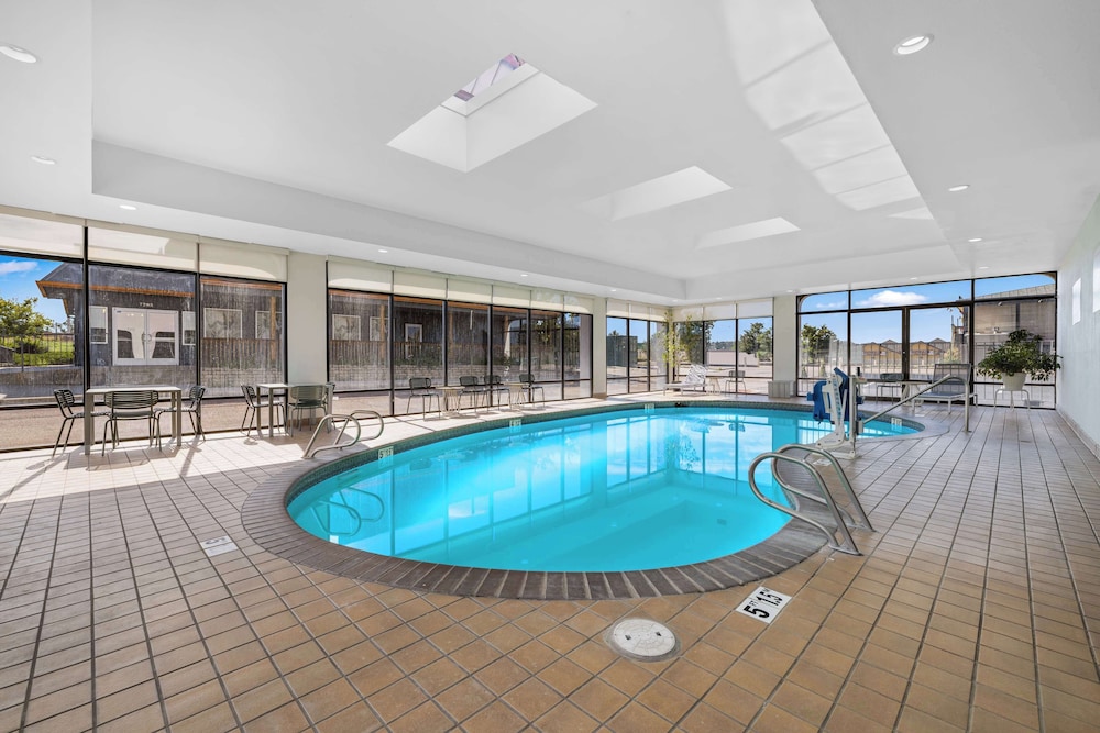 Spark by Hilton Colorado Springs I 25 Central - photo 24