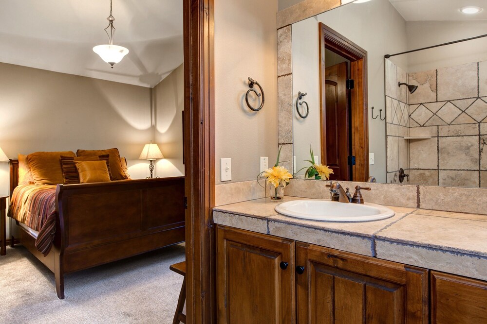 Abode On Empire - photo 18
