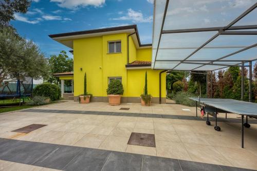 Family friendly house with a swimming pool Antonci Porec 24239 — 4-Star Luxury Hotel in Porec, Croatia