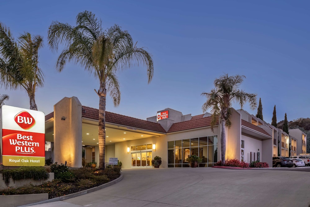 Best Western Plus Royal Oak Hotel - photo 32