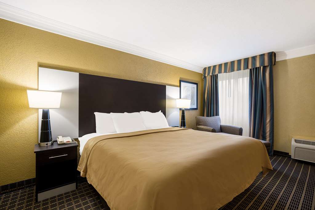Quality Inn & Suites Syracuse Fairgrounds - photo 12