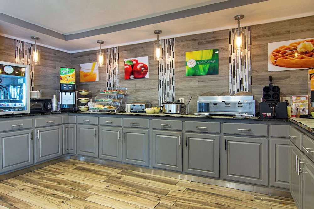 Quality Inn Lagrange East I 85 - photo 22
