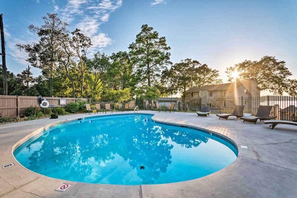Sunset view Resort Condo on Lake Hamilton - photo 8