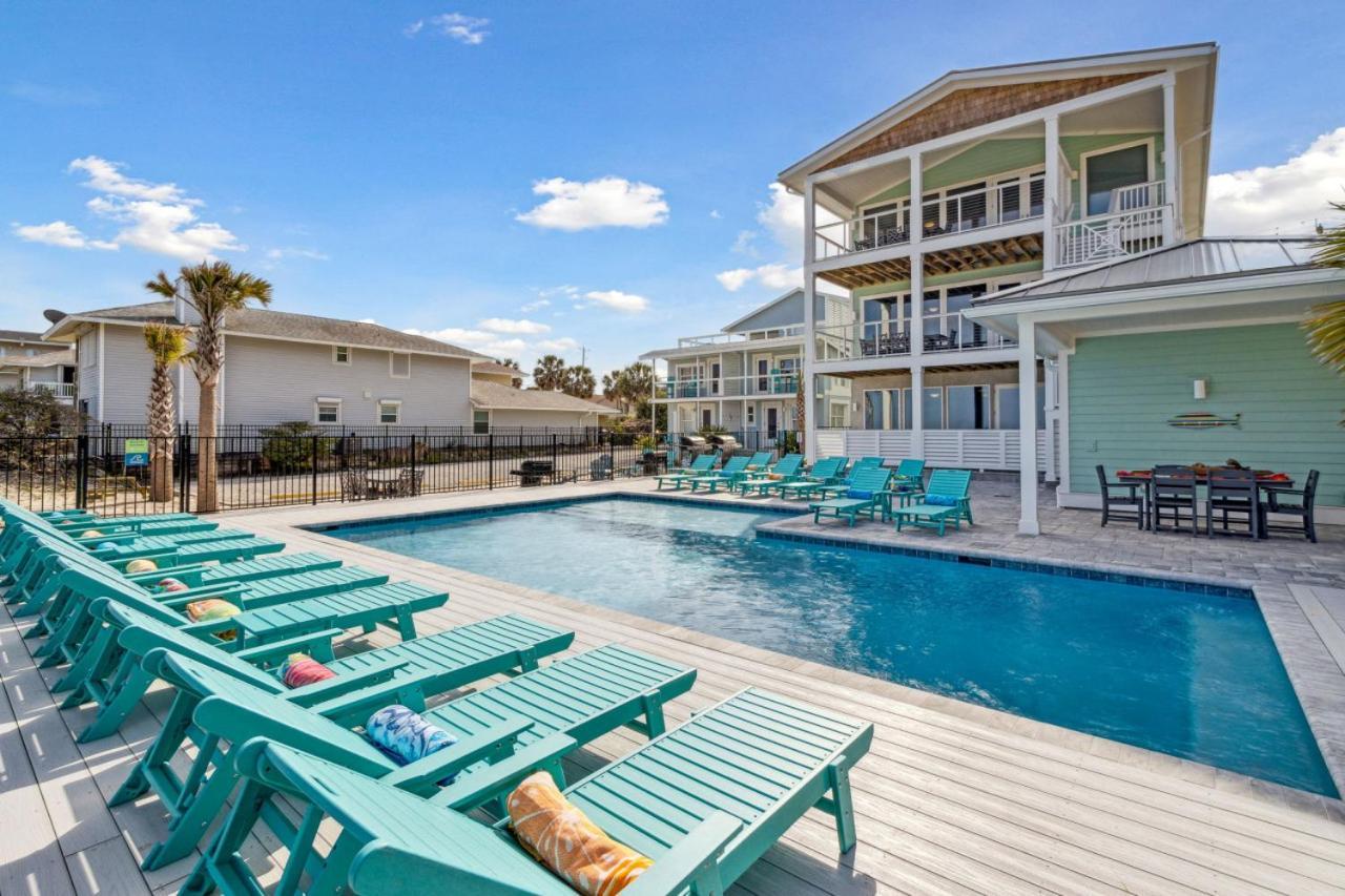 Ocean Lookout 1 Heated Pool Beachfront Deck Stunning Ocean Views in Fernandina Beach, United States