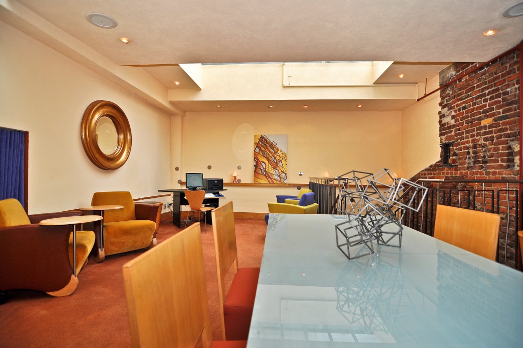 Hotel Metropolis - photo 14